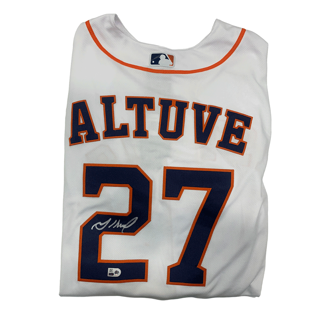 Authentic Autographed Memorabilia 