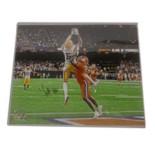 Authentic Autographed Memorabilia 